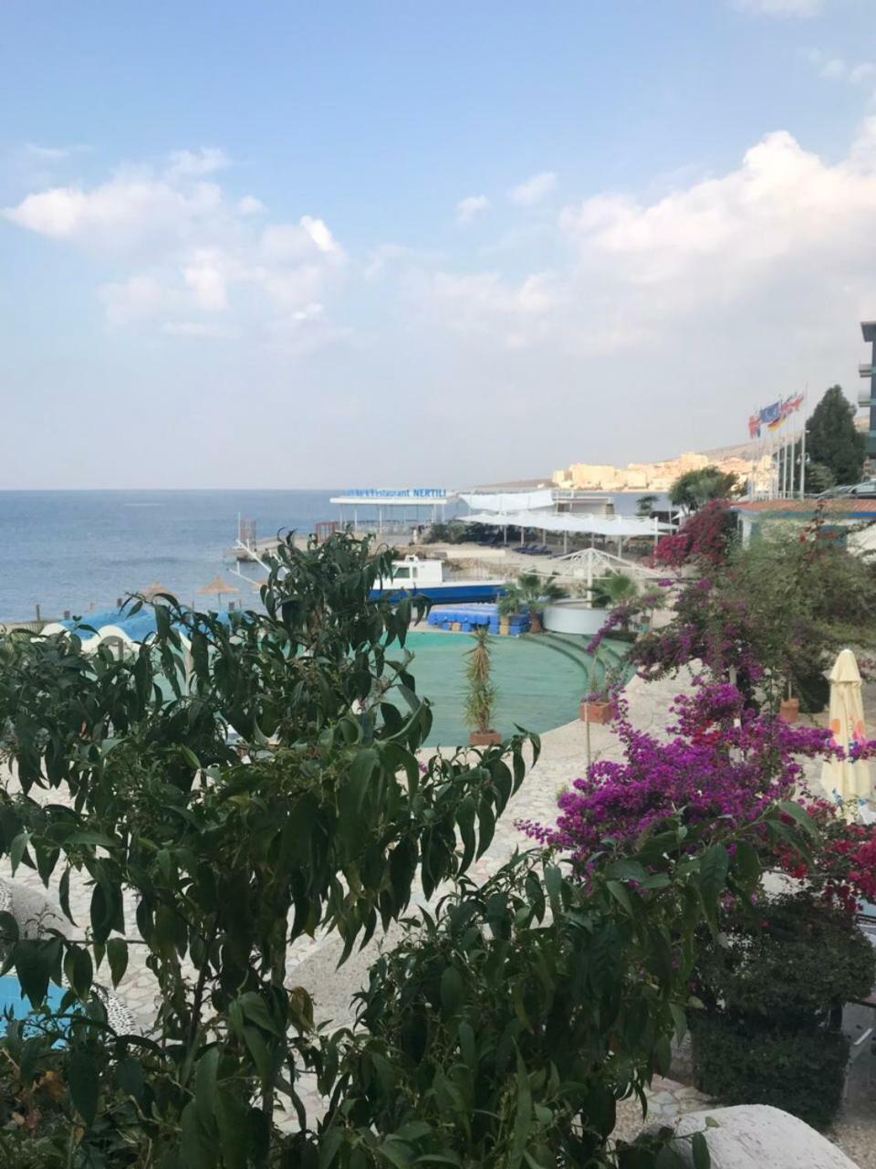 Bougainville Bay Resort - Villa 11 Sarande Luaran gambar